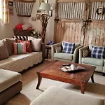 Chateau Le Colombier Hébergement de vacances *