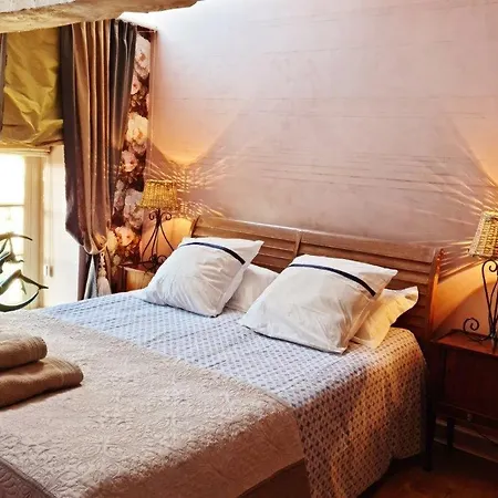 Holiday home Chateau Le Colombier *