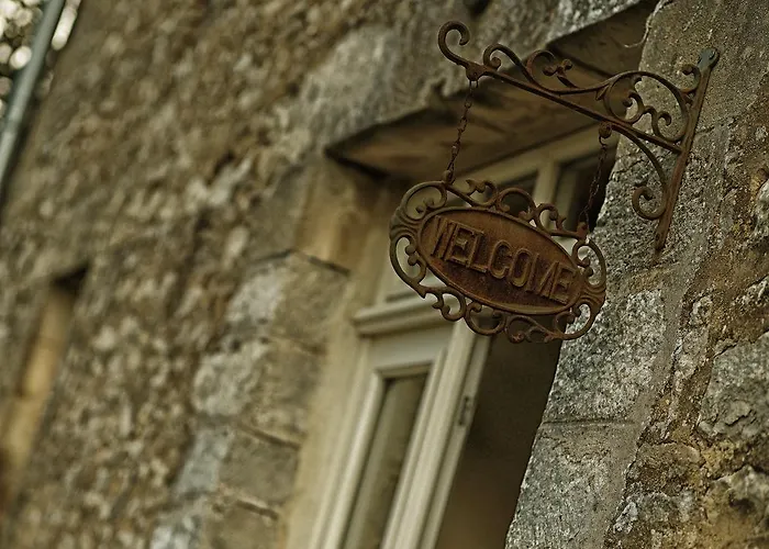 Chateau Le Colombier